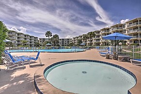 St Augustine Beach Condo w/ Patio & Pool Access!