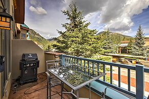 7 Mi to Skiing: Main St Frisco Condo w/ Balcony!
