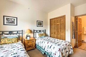 7 Mi to Skiing: Main St Frisco Condo w/ Balcony!