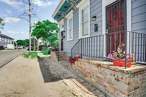 Walk to Magazine St: Nola House in Irish Channel!