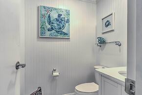 Harbor Island Beach Retreat - Steps to Ocean!