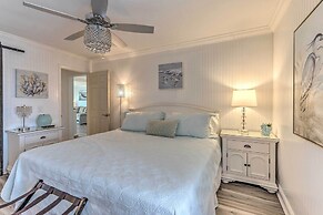 Harbor Island Beach Retreat - Steps to Ocean!