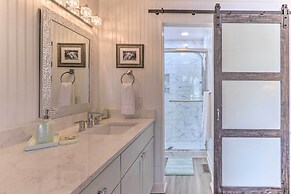 Harbor Island Beach Retreat - Steps to Ocean!