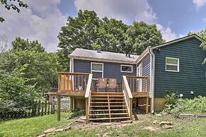 Updated Fayetteville Home < 2 Miles to Uark!