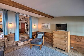 Pet-friendly Waterfront Cottage: On-site Bunkhouse