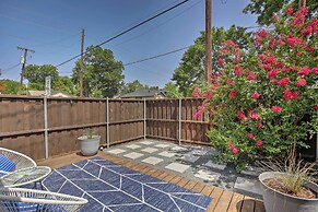 Bright Bungalow G in Dallas w/ Outdoor Patio!