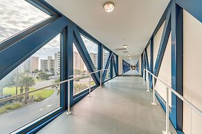 Pool/beach-view Gulf Shores Condo: Family Friendly