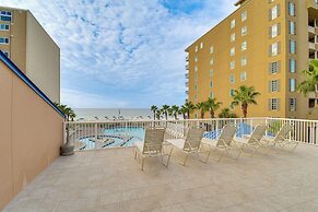 Pool/beach-view Gulf Shores Condo: Family Friendly