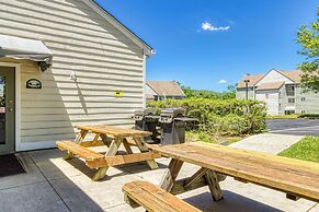Cozy Resort-style Gatlinburg Condo: Indoor Pool!