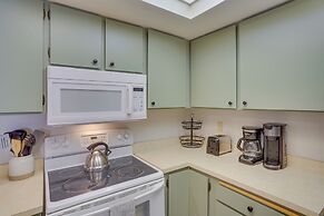 Mountainside Paradise: Ski-in/ski-out Resort Condo