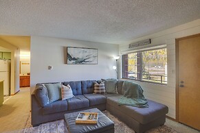 Mountainside Paradise: Ski-in/ski-out Resort Condo