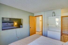 Mountainside Paradise: Ski-in/ski-out Resort Condo