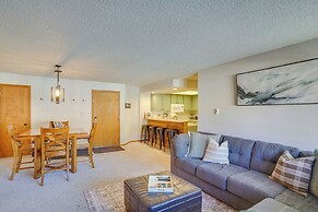 Mountainside Paradise: Ski-in/ski-out Resort Condo