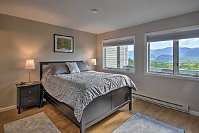 Intervale Family Retreat: Mtn View & Pool Access!