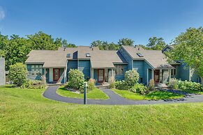 Galena Townhome w/ Deck & Community Perks!