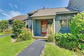 Galena Townhome w/ Deck & Community Perks!