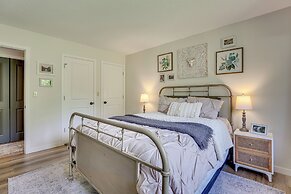 Galena Townhome w/ Deck & Community Perks!