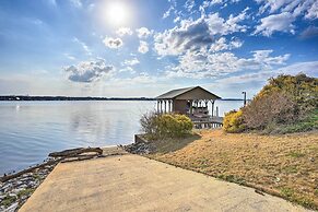Charming Weiss Lake Apartment w/ Boat Slip!