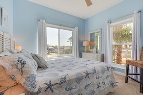 Water View Dauphin Island Condo w/ Boat Slips