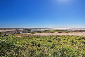 Family-friendly Condo w/ Pools + Tennis Courts!