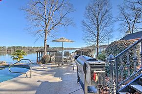 Luxe Lakefront Apartment w/ Shared Pool & Dock!