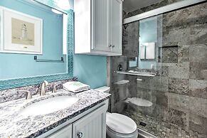 Resort Amenities & Beach Access: Hilton Head Condo