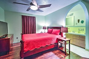 Downtown Anchorage Home, 1 Block to Coastal Trail!