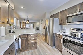 Sleek Frisco Townhome w/ Views: 8 Mi to Copper Mtn