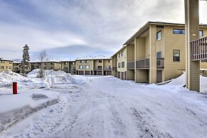 Sleek Frisco Townhome w/ Views: 8 Mi to Copper Mtn