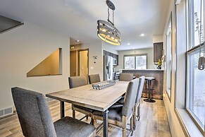 Sleek Frisco Townhome w/ Views: 8 Mi to Copper Mtn