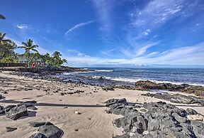 Oceanfront Kona Home w/ Beach Access & Views!