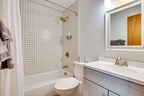 2 Mi to Ski Resort: Mountain Home w/ Hot Tub!