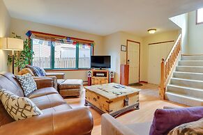 2 Mi to Ski Resort: Mountain Home w/ Hot Tub!