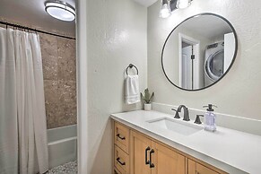 Chic Waikoloa Condo w/ Lanai + Complex Pools!