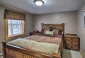 Secluded Conway Home w/ Theater Room & Hot Tub!