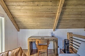 8 Mi to Ski: Custom-built Cabin in Breckenridge