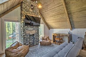 8 Mi to Ski: Custom-built Cabin in Breckenridge
