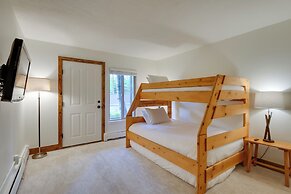 Walk to Ski Shuttle: Cozy Mountain Meadows Condo
