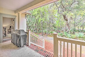 7 Mi to Beach: Bluffton Cottage w/ Furnished Patio