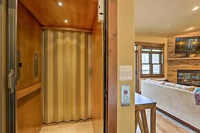 Elegant Frisco Condo w/ Private Hot Tub & Views!