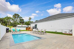 St Augustine Getaway < 1 Mi to Historic Downtown!