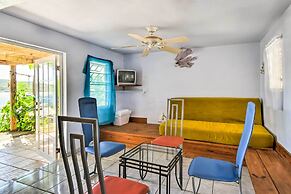 Tropical Oasis: Bay Views ~ 2 Mi to Playa Sardinas