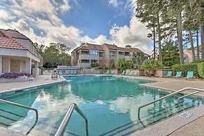 2 Mi to Beach: Condo w/ Pool Access in Hilton Head