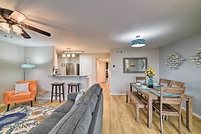 Corpus Christi Condo w/ Pool Access, Walk to Beach