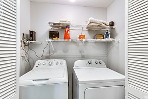 Lake Keowee Resort Condo: Pool, Beach, Golf Access