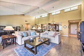 6 Mi to El Paseo: Gem w/ Pool Access!