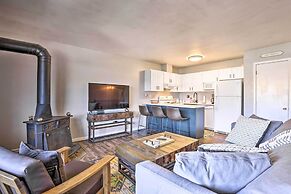 7 Mi to Keystone: Mtn-view Abode w/ Deck!