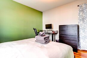 Pet-friendly Denver Home: Walk to Restaurants