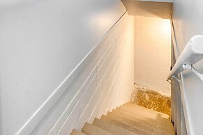 Pet-friendly Denver Home: Walk to Restaurants