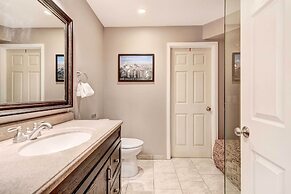 Denver Townhome in Highlands w/ Spacious Yard!